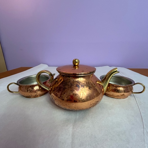 Vintage Tagus Portugal Stackable Copper/Brass Teapot Set with Creamer, Cup, Lid - Picture 9 of 11